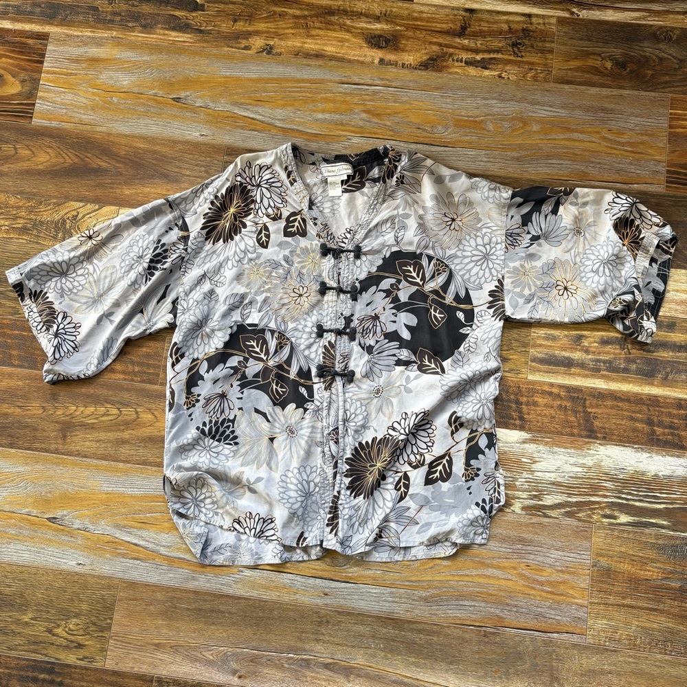 Diane Gilman Womens 100% Silk Button Kimono Blouse Top Size L Floral Gray